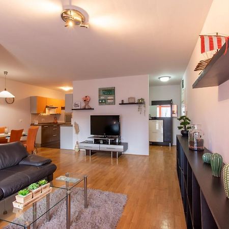 Apartament Flexible Selfcheckins 31 - Zagreb - Garage - Loggia - New Zewnętrze zdjęcie